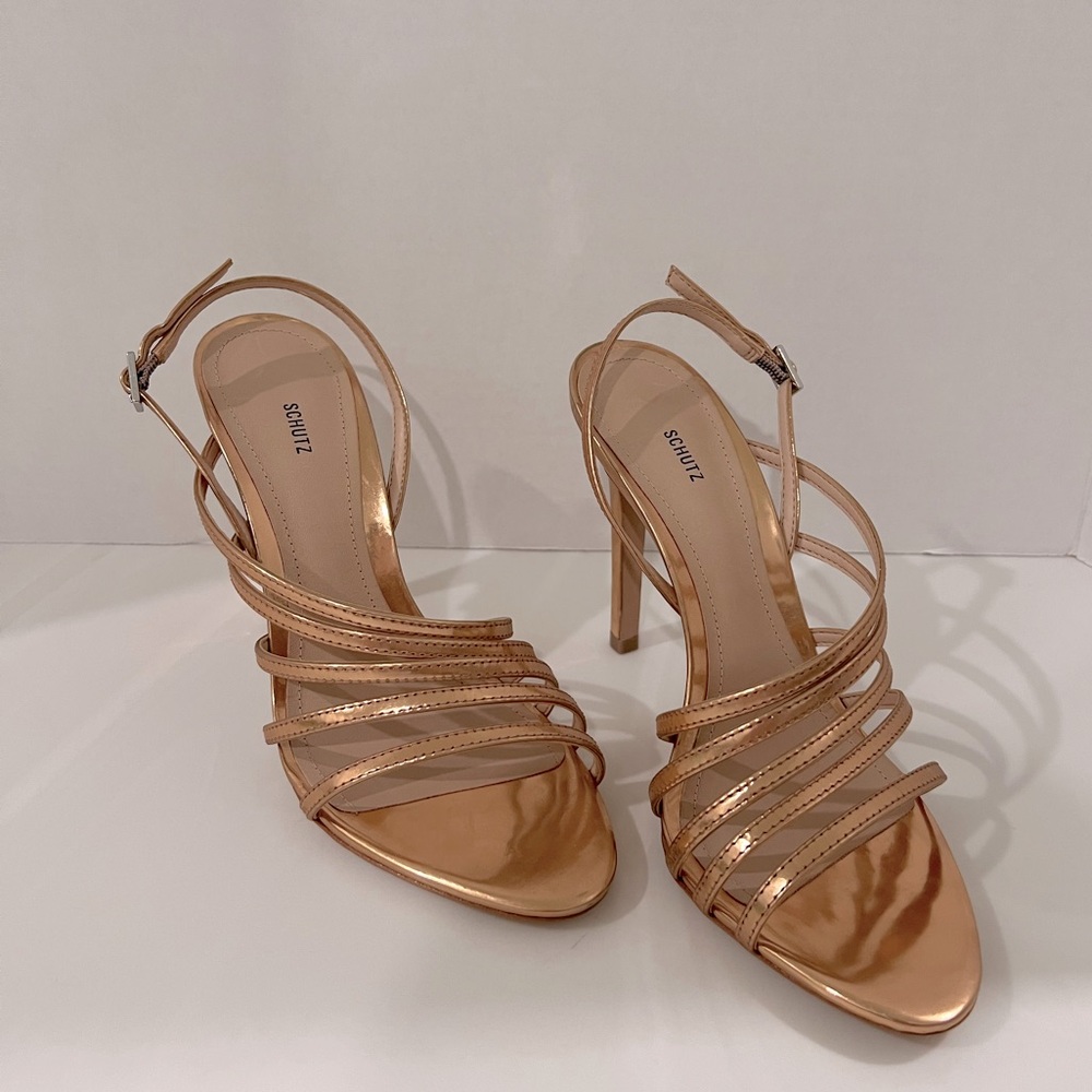 Schutz taila rosa